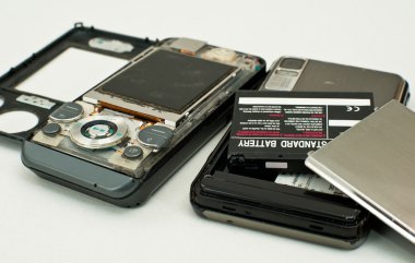 Demaged cellular phones clipart