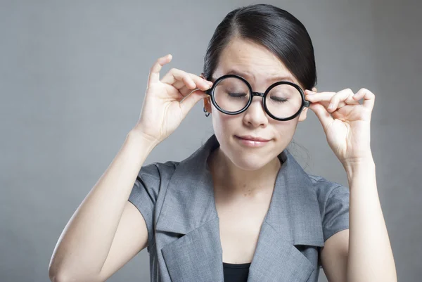 Young women in thinking — Stock Photo, Image