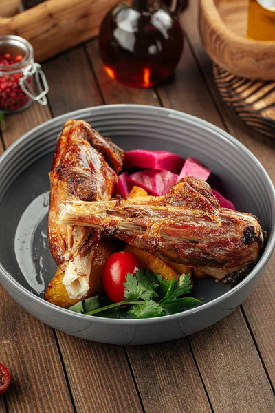 Gurme sebzeli kuzu budu.