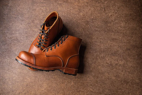 Ręcznie robione brązowe buty skórzane — Zdjęcie stockowe