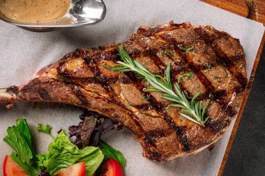 Biber soslu dana biftek ızgara