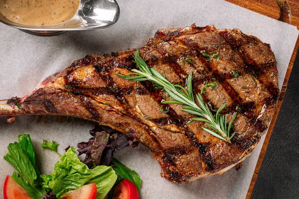 Biber soslu dana biftek ızgara