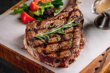 Biber soslu dana biftek ızgara