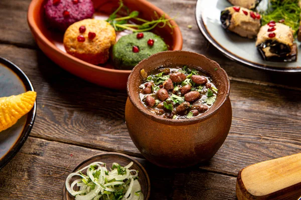 Gürcistan aperatifleri pkhali ve lobio