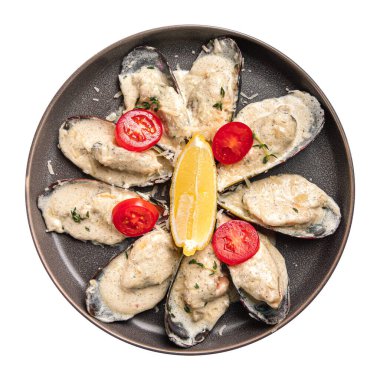 İzole edilmiş kremalı midye tabağı.