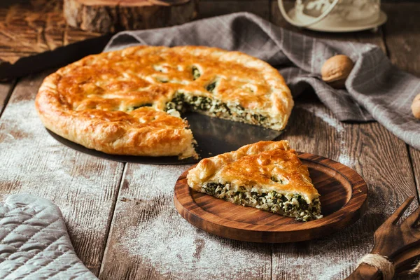 Freshly Baked Spinach Cheese Pie — Stock Photo, Image