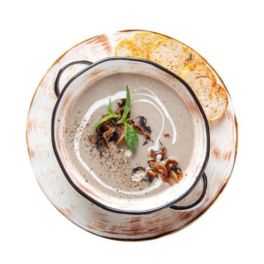 Ekmek arası mantar kremalı çorba.