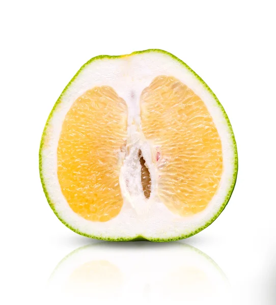 Pomelo, isoliert auf weißem Hintergrund — Stockfoto