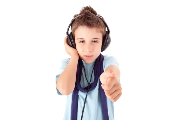 Porträt eines kleinen Jungen in der Schule — Stockfoto