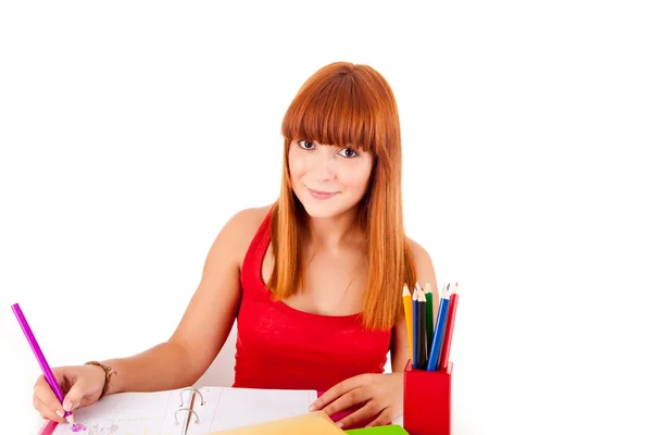 Universidade menina segurando uma bolsa de escola e sorrindo — Fotografia de Stock