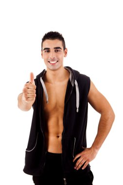 başparmak yapıyor güzel fitness eğitmeni