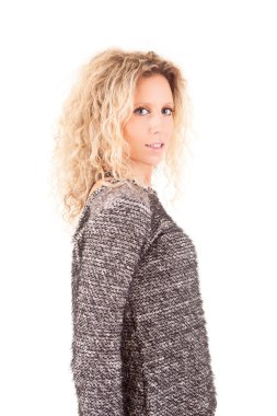 güzel sarışın kadın kılığında