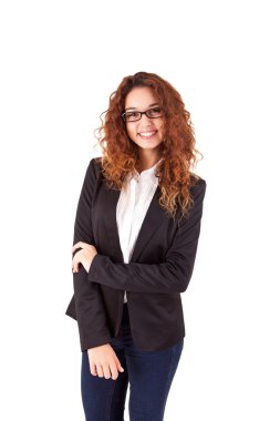 gülümseyen kadın ok işareti yapıyor