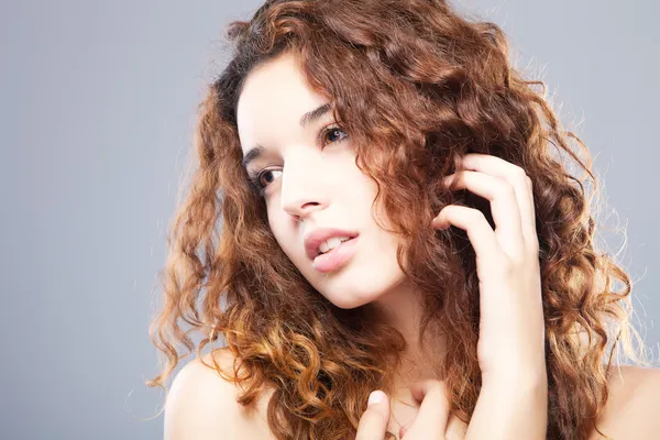 Portrait of beautiful girl - healthy skin — Stock Photo, Image