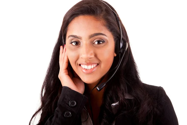 Retrato de un joven feliz mezcla raza call center empleado sonriendo —  Fotos de Stock