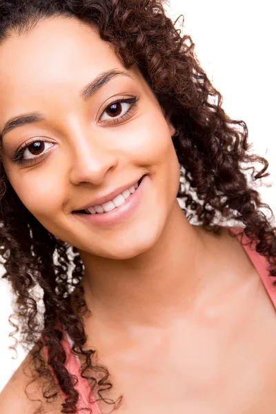 Hermosa mujer africana posando —  Fotos de Stock