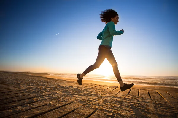 Afro woman running — Stock Photo, Image