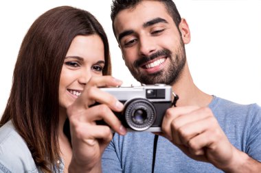 Çift alarak retro kamera fotoğraf