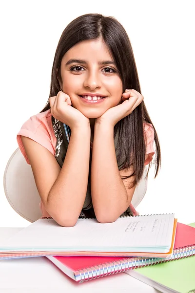 Niña estudiando — Foto de Stock