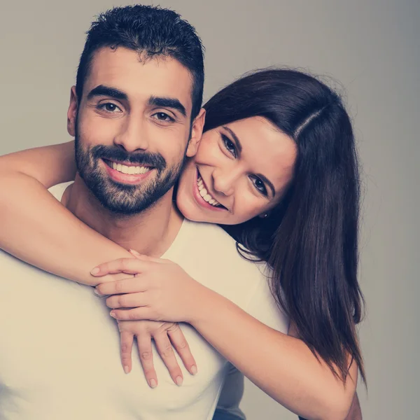 Retrato de una pareja divertida — Foto de Stock