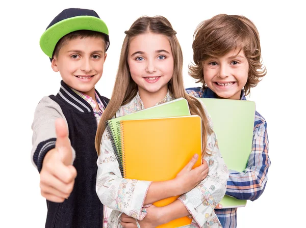 Grupo de pequeños estudiantes — Foto de Stock