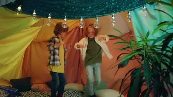 Two Delightful Looking Boys Made Blanket Tent Indoors Now Both — Wideo stockowe