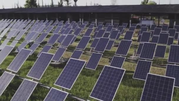 Solar Power Station Farm Taking Video Drone Birds Eye View — Video Stock