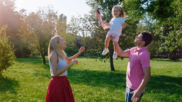 Great Parents Kids Have Fun Time Park Grass Playing Airplane — Stock Photo, Image