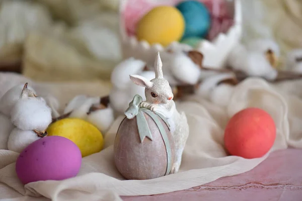 Figurine Bunny Eggs — Zdjęcie stockowe