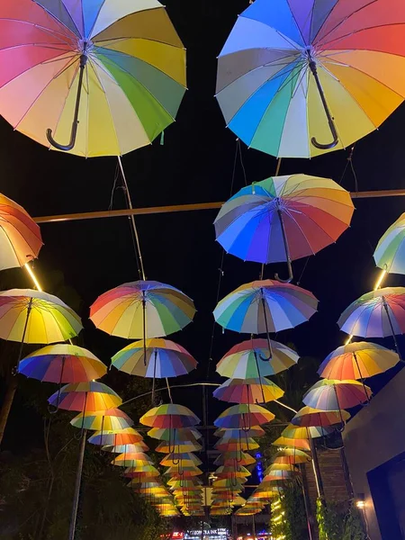 Красочные Зонтики Улице — стоковое фото