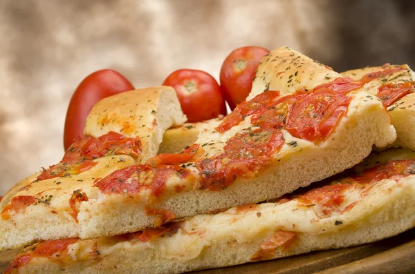 Focaccia con pomodori — Foto Stock