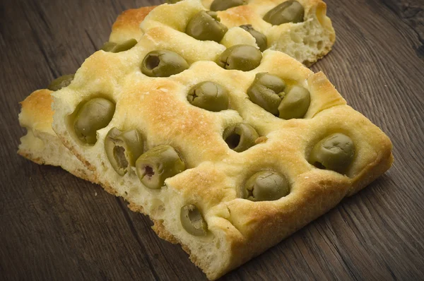 Focaccia com azeitonas — Fotografia de Stock