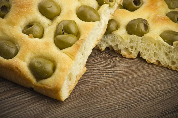 Focaccia con olive — Foto Stock