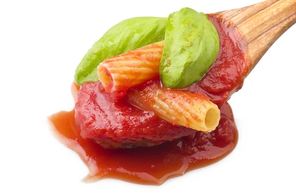 Tomatensoße mit Makkaroni — Stockfoto