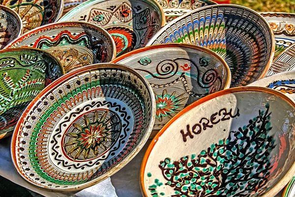 Romanian traditional ceramic plates — Stock Photo, Image