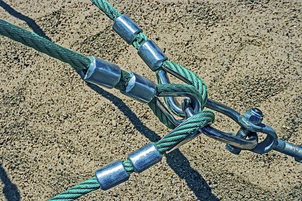 Kolorowe liny zamocowane razem 4 — Zdjęcie stockowe