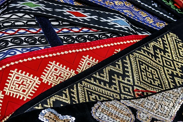 Materialen met Roemeense traditionele borduurwerk — Stockfoto