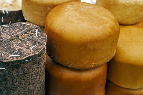 Romanya 5 için belirli peynir — Stok fotoğraf