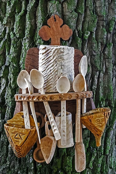 Objets traditionnels roumains en bois — Photo