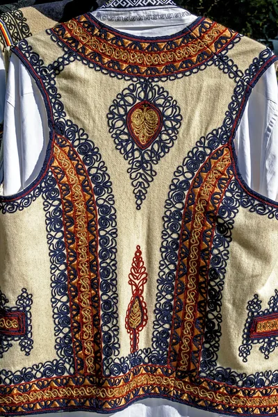 Tradiční rumunské lidové costume.detail 31 — Stock fotografie