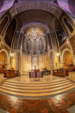 NEW YORK, ABD-MARCH 7. 2020: St. Bartholomew Kilisesi 'nin İçişleri. Episkopal Bölgesi, Ocak 1835' te Park Avenue Midtown Manhattan 'da kuruldu.
