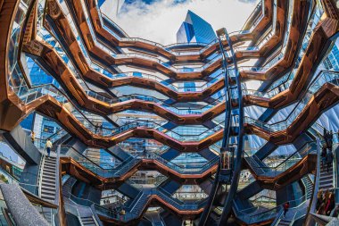 New York, ABD - 8 Mart 2020: The Vessel, mimar Thomas Heatherwick tarafından Manhattan 'da Hudson Yards Staircase olarak da bilinen proje.