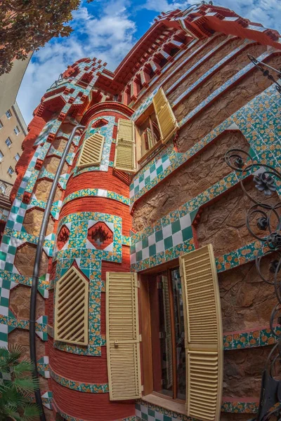 バルセロナ スペイン 2022年2月28日 建築家アントニ ゴードの作品であるCasa Vicensのファサードの詳細は 彼の最初の主要なプロジェクトと考えられています 1883年から1885年の間に建てられた ユネスコ世界遺産 — ストック写真