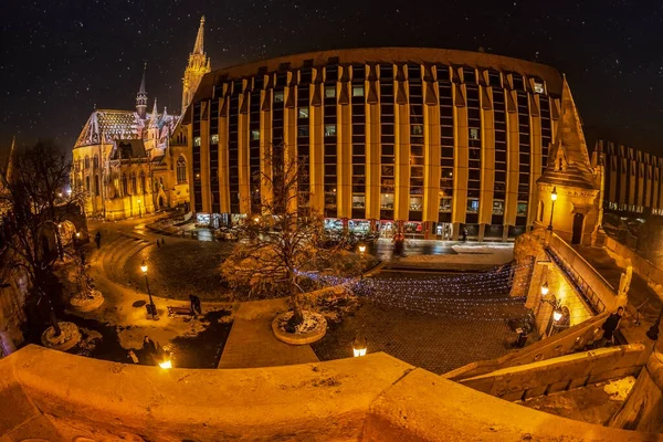 Budapest Ungheria Dicembre 2018 Vista Notturna Dell Hotel Hilton Della — Foto Stock