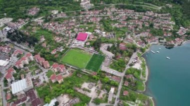 Karadağ Kotor eski kenti ve yolcu gemisi fotoğrafçılığı