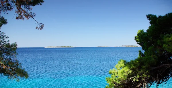 Temiz ve ılık deniz, Hırvatistan Dalmaçya Panoraması — Stok fotoğraf