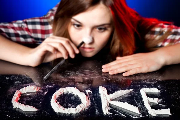 Woman snorting cocaine or amphetamines, coke addiction — Stock Photo, Image