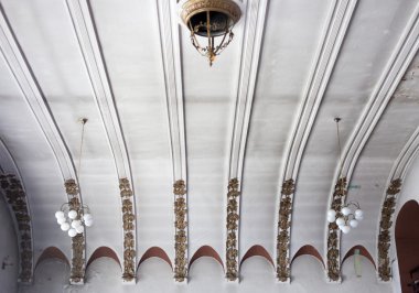 bakımsız ve pis tavan klasik iç