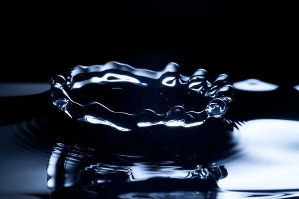 Vatten droppe makro, ren och fräsch vätska — Stockfoto