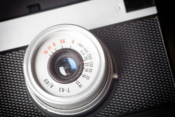 Gros plan de la vieille caméra, style vintage — Photo